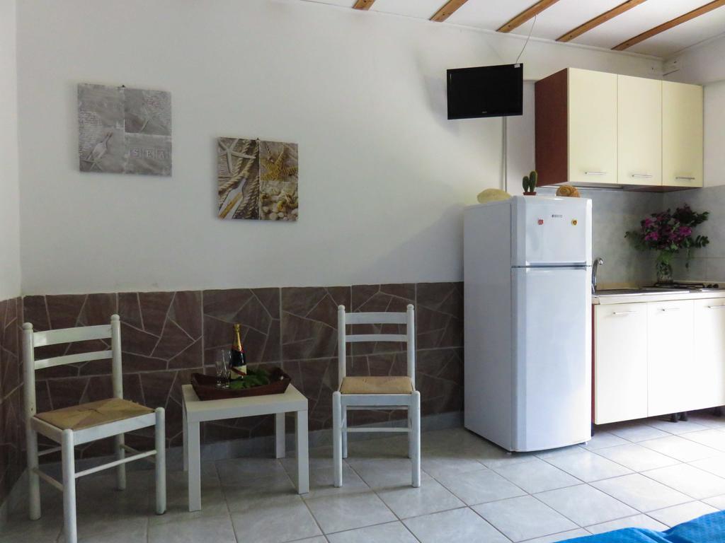 Villaggio Camping Rancho Cagnano Varano Exteriör bild