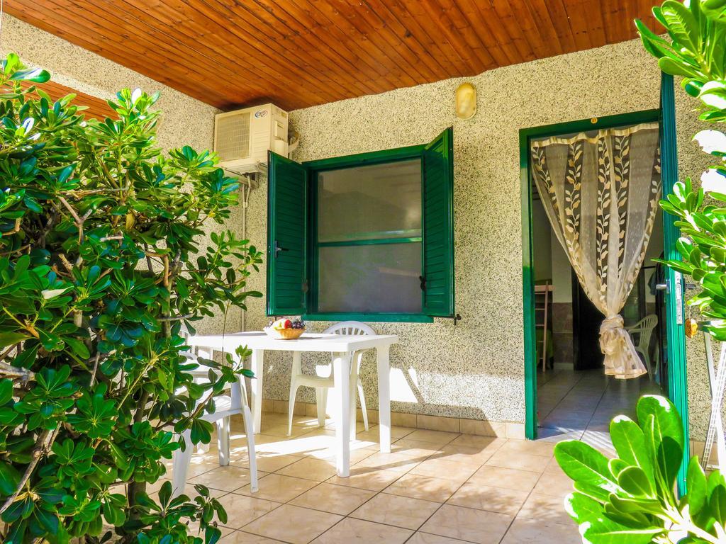 Villaggio Camping Rancho Cagnano Varano Exteriör bild